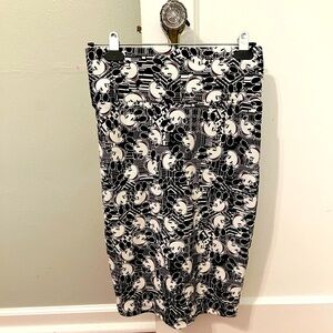 LulaRoe Disney Mickey Mouse skirt. XS (but very stretchy!)